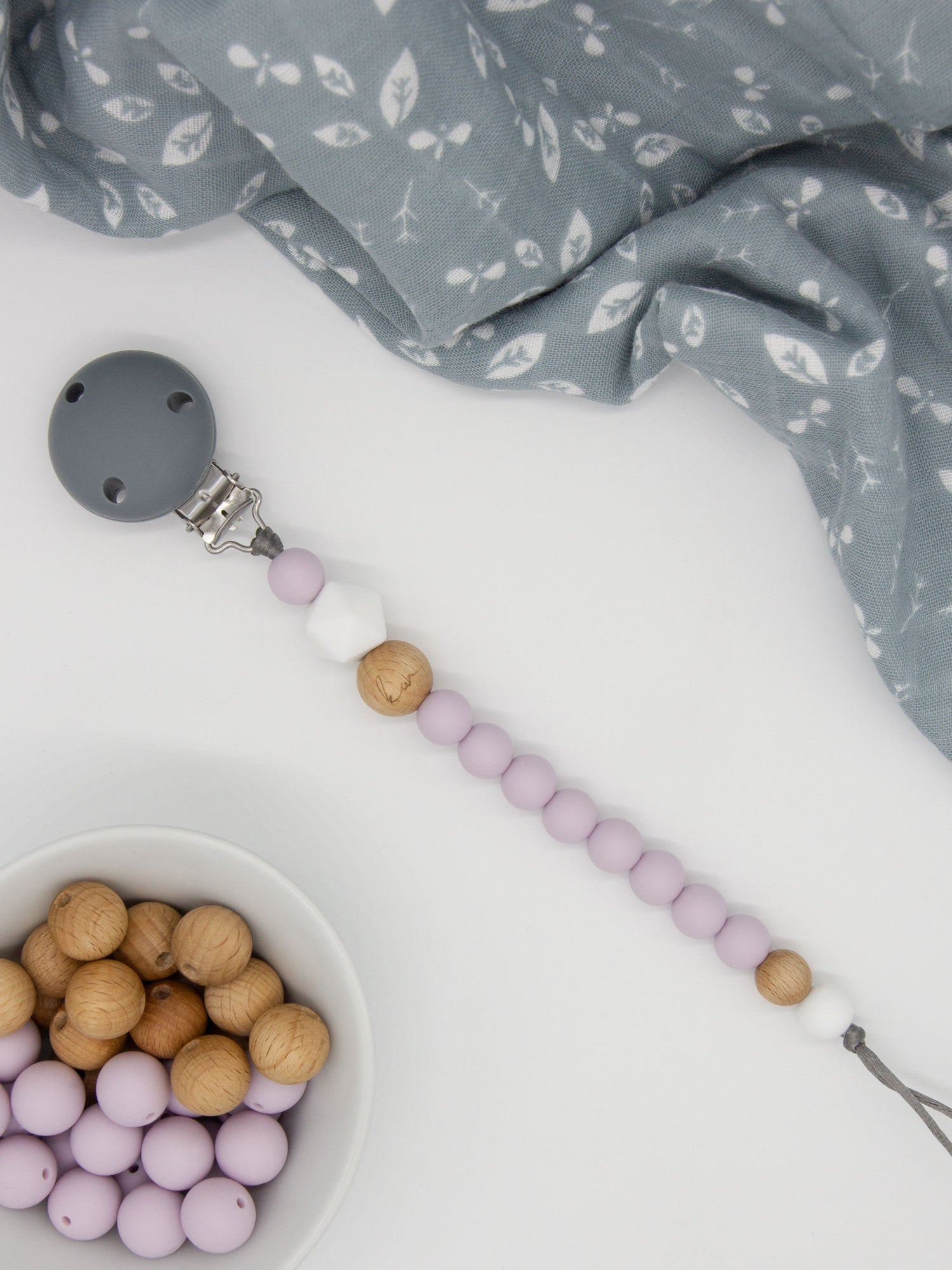 Pacifier chain || KW Collection II