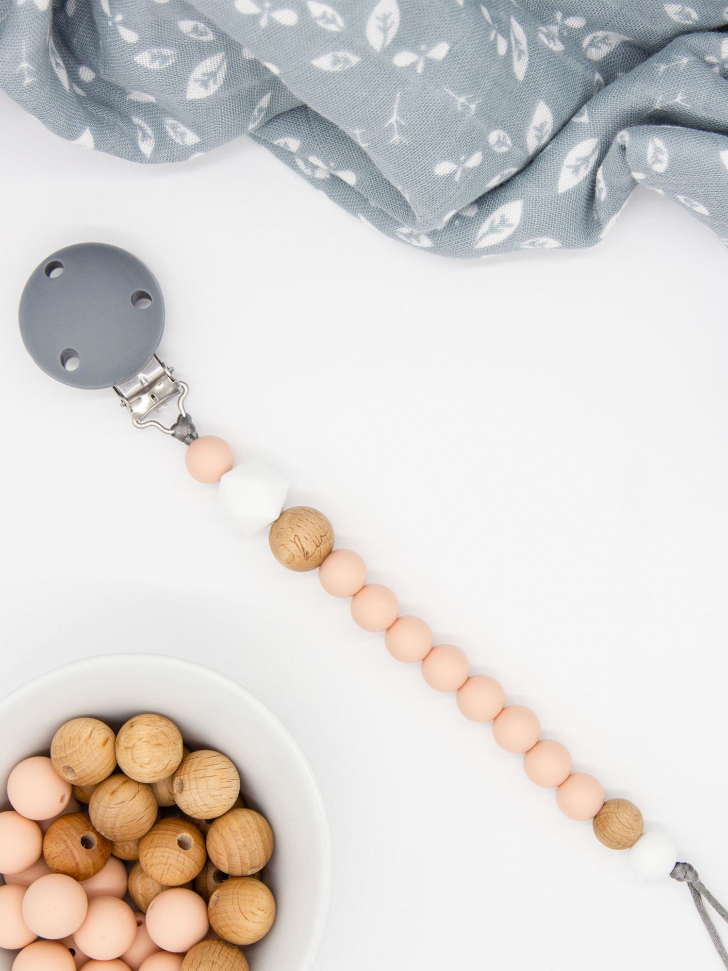 Pacifier chain || KW Collection II