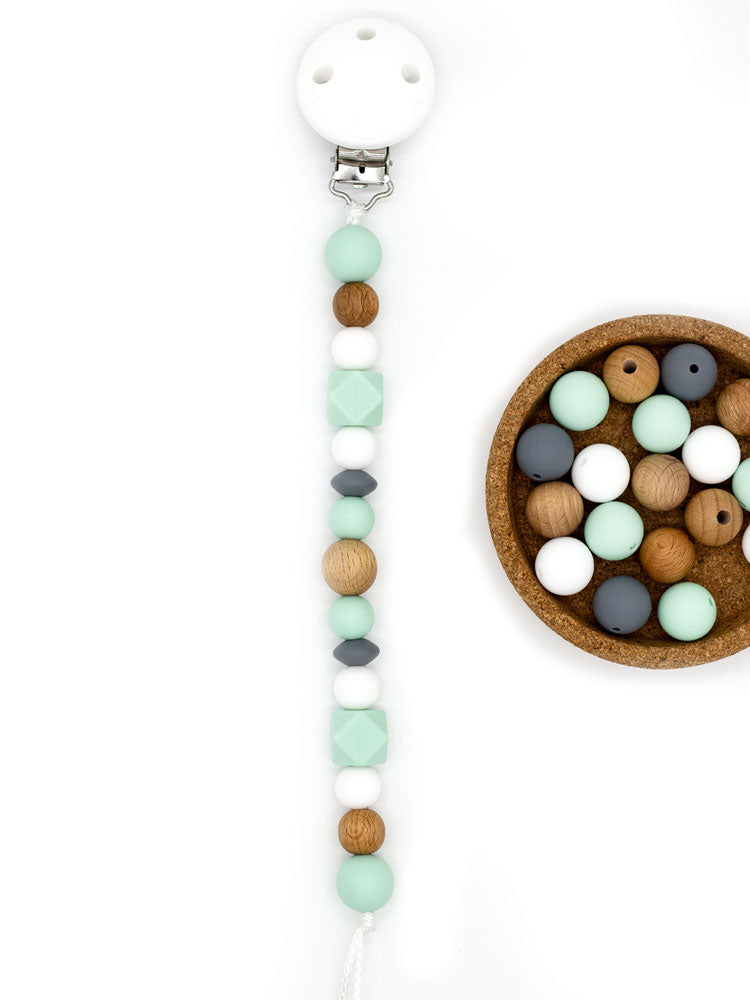 Pacifier chain || NaLu mint